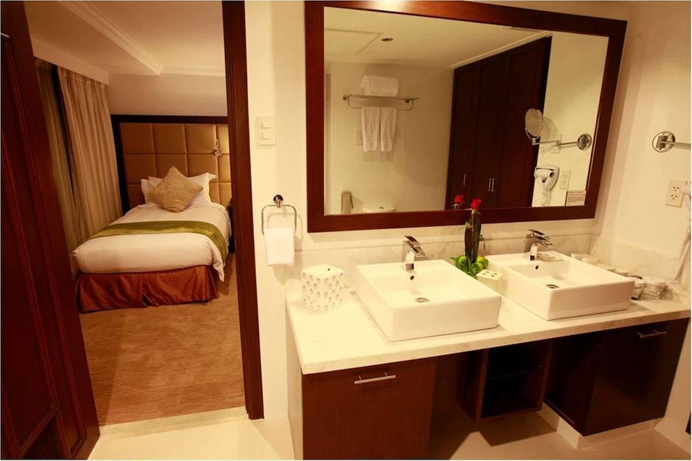 Discovery Suites Manila, Philippines Pasig City Exteriér fotografie
